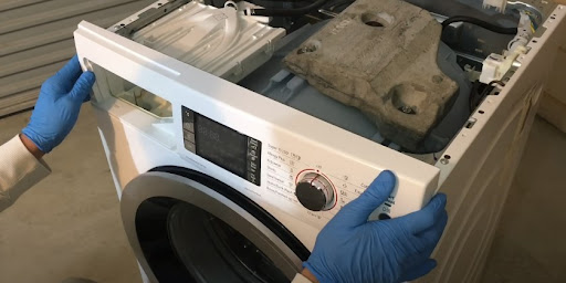 Ремонт стиральных машин Whirlpool в Шахтах – сервис от Мастер24, цены от 2171 руб