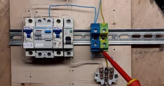 Установка устройства защитного отключения в Шахтах в октябре